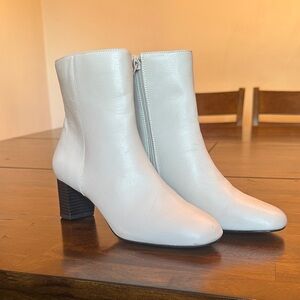LOFT Vegan White Zip-Up Ankle Boots